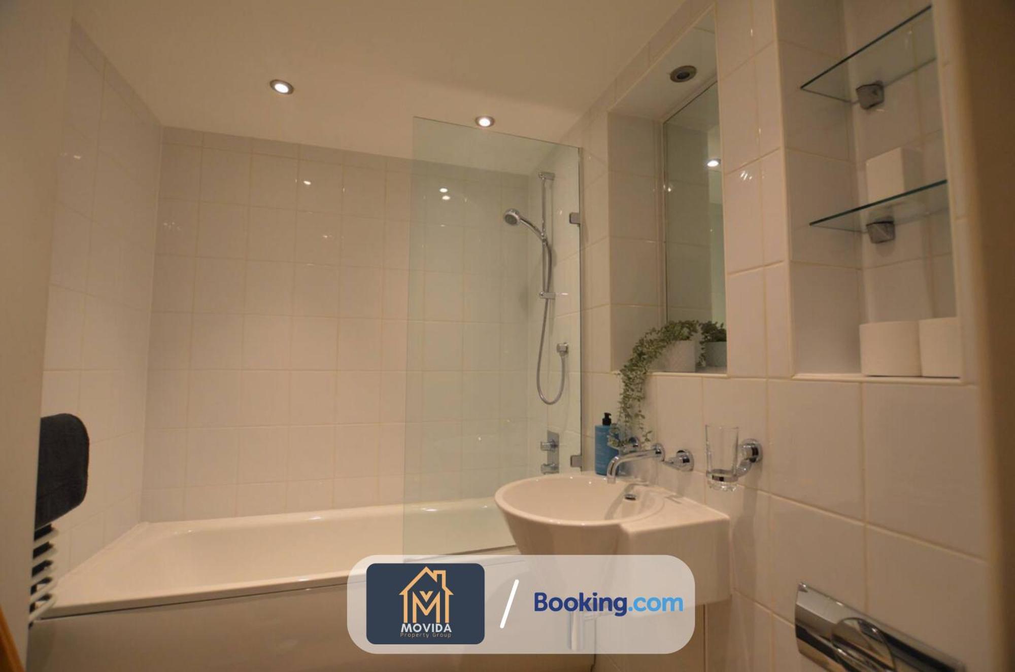 Lgi Stunning 1 Bedroom Apartment By Movida Property Group Short Lets & Serviced Accommodation 利兹 外观 照片